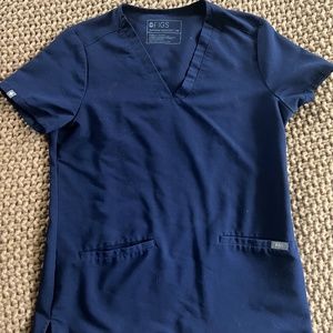 Figs Navy Casma 3 Pocket Scrub Top XS